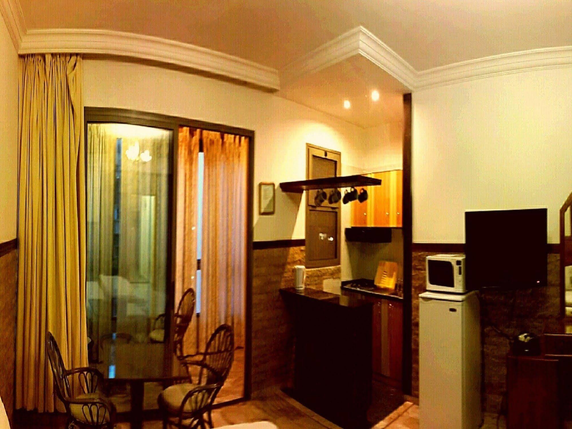 Viccini Suites Бейрут Екстер'єр фото