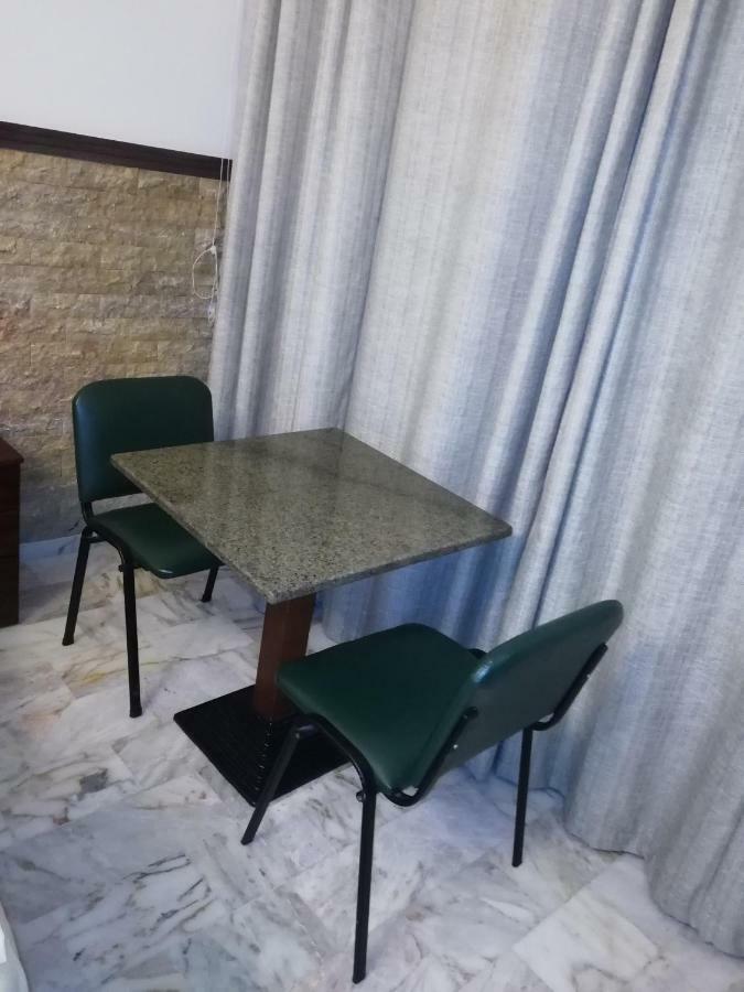 Viccini Suites Бейрут Екстер'єр фото